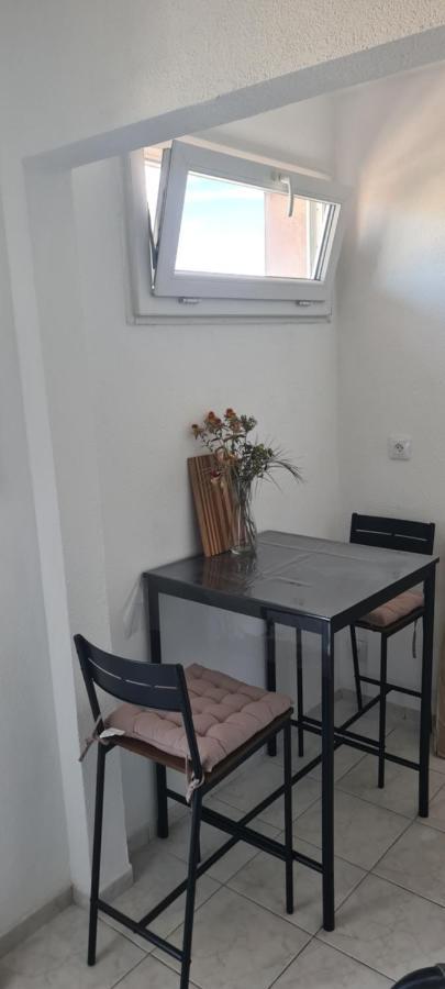 Studio Kulla Avec Terasse 5Mn Basel Airport Сен-Луи Екстериор снимка