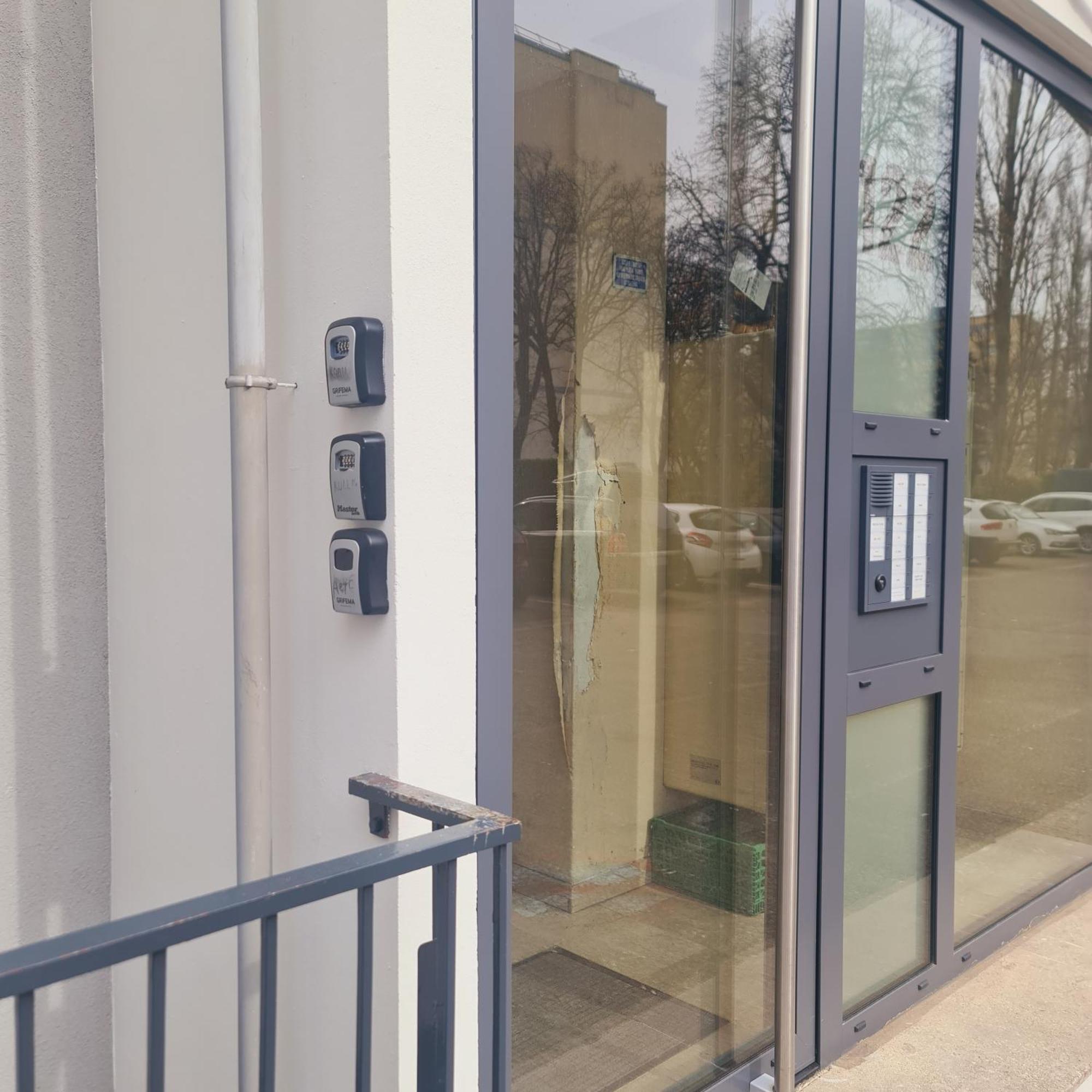 Studio Kulla Avec Terasse 5Mn Basel Airport Сен-Луи Екстериор снимка